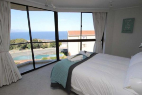 Jenmilla Plett Apartment